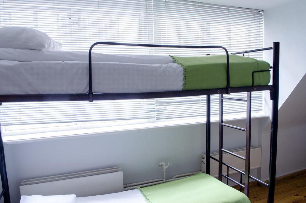 Red Nose Hostel With Self-Check In ريغا المظهر الخارجي الصورة