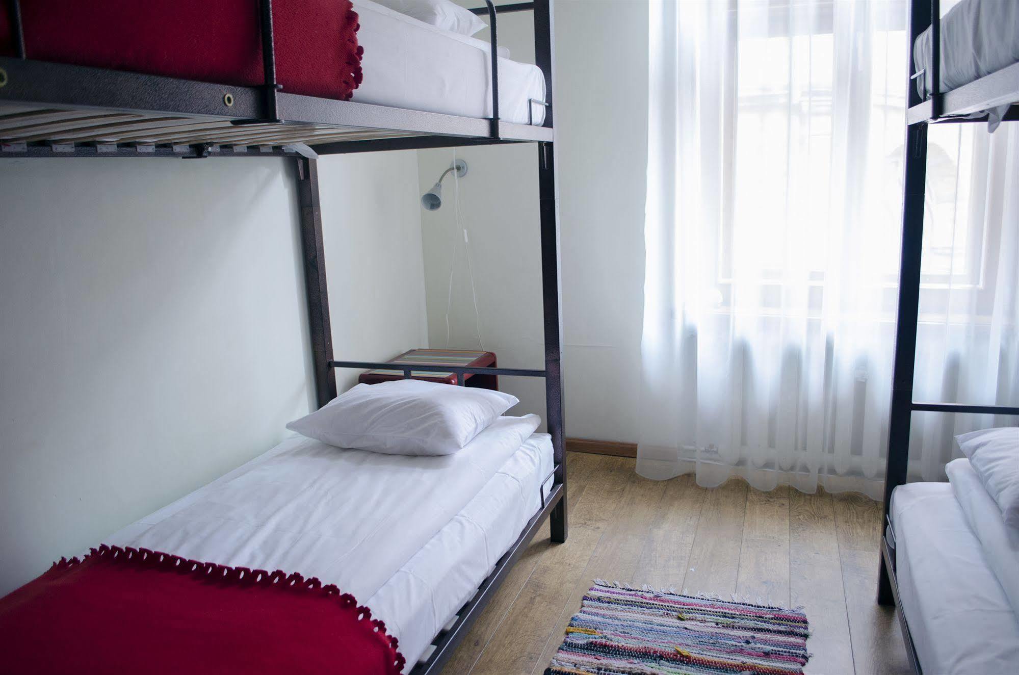 Red Nose Hostel With Self-Check In ريغا المظهر الخارجي الصورة